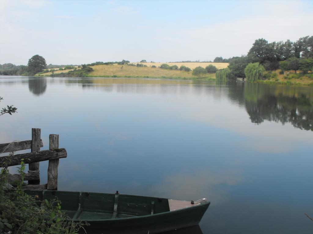 A La Haute Bouillere Bed and Breakfast Chavagnes-les-Redoux Esterno foto