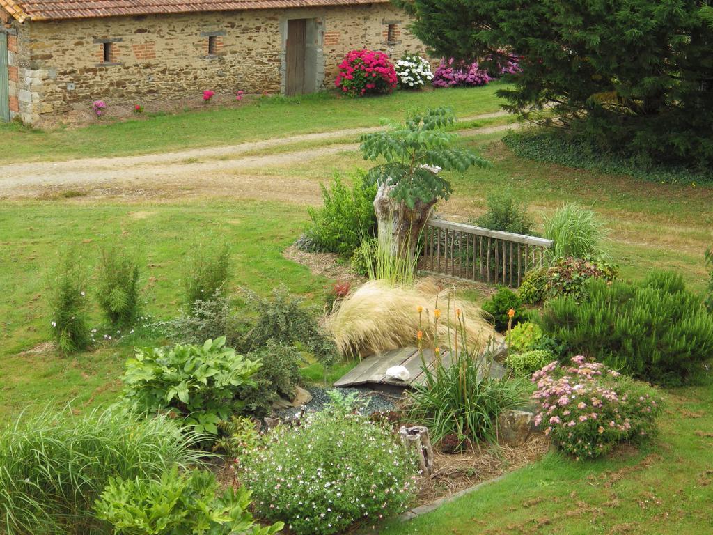 A La Haute Bouillere Bed and Breakfast Chavagnes-les-Redoux Esterno foto