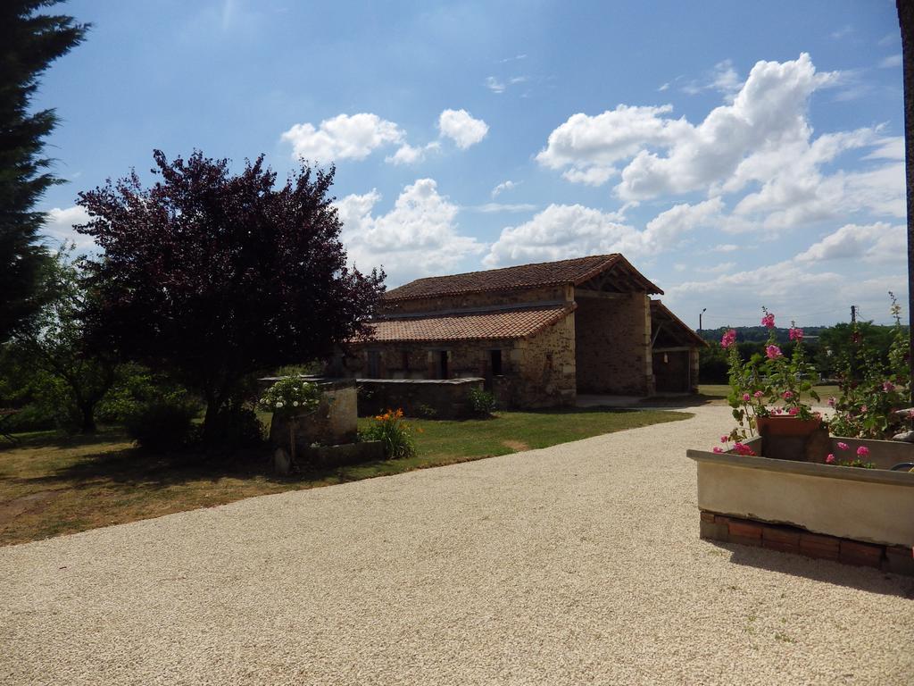 A La Haute Bouillere Bed and Breakfast Chavagnes-les-Redoux Esterno foto